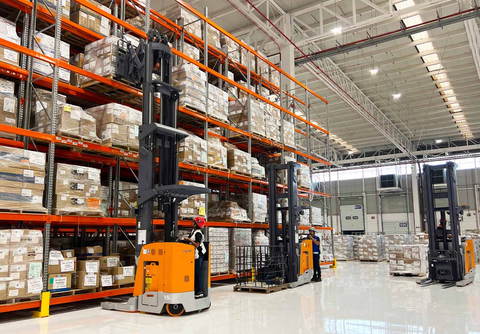 Caso di studio | ZOWELL punta a doppio obiettivo nella creazione di un sistema logistico intelligente per il settore dei ricambi auto.